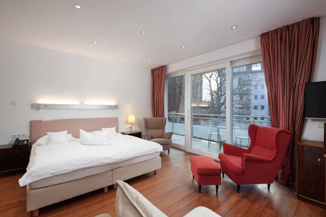 35Qm Deluxe Apartment Suites Im Stil Design Hotel Vosteen Naehe Der Kaiserburg ニュルンベルク エクステリア 写真